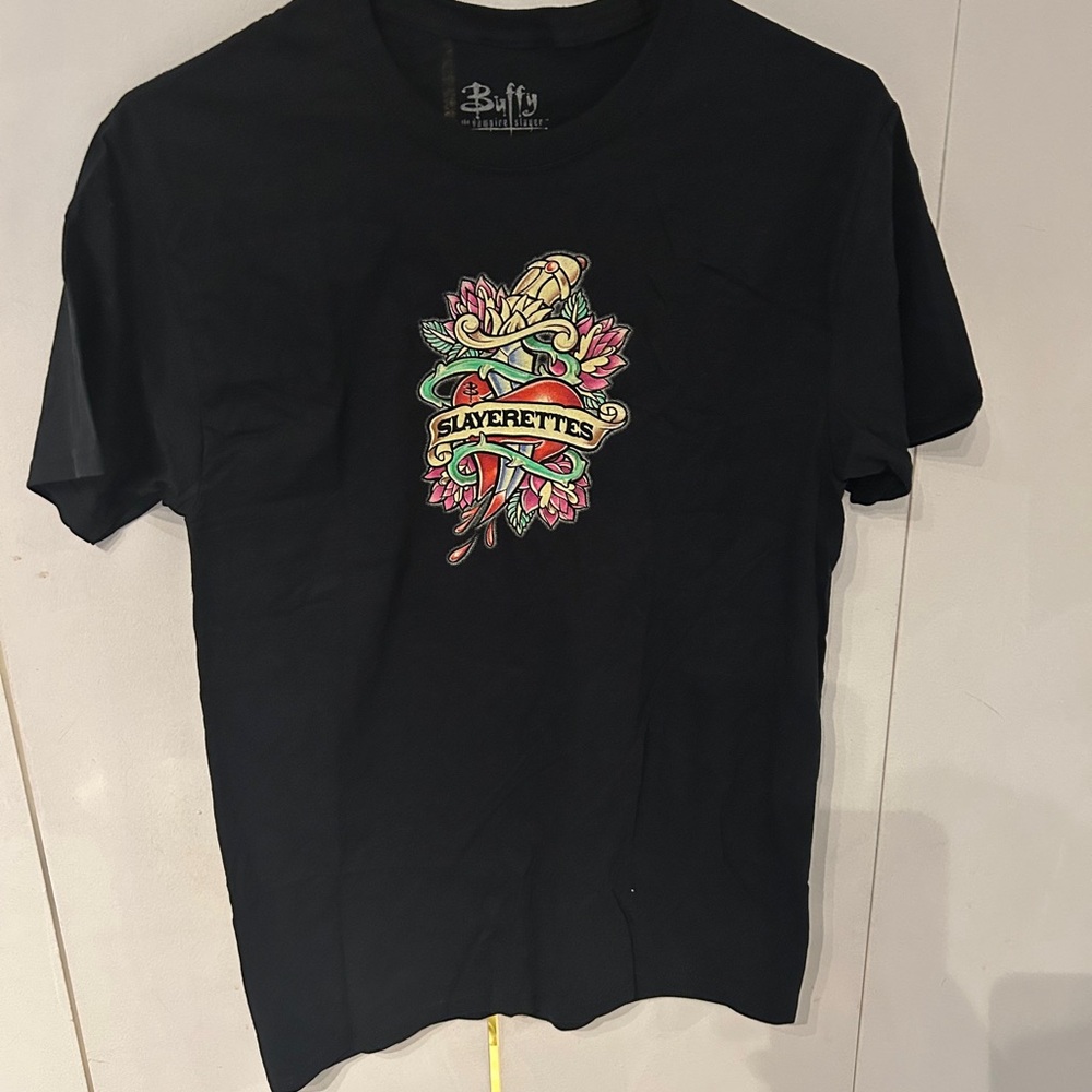 Buffy The Vampire Slayer Black Short Sleeve Tee with Graphic Design Slayerettes - Picture 8 of 12